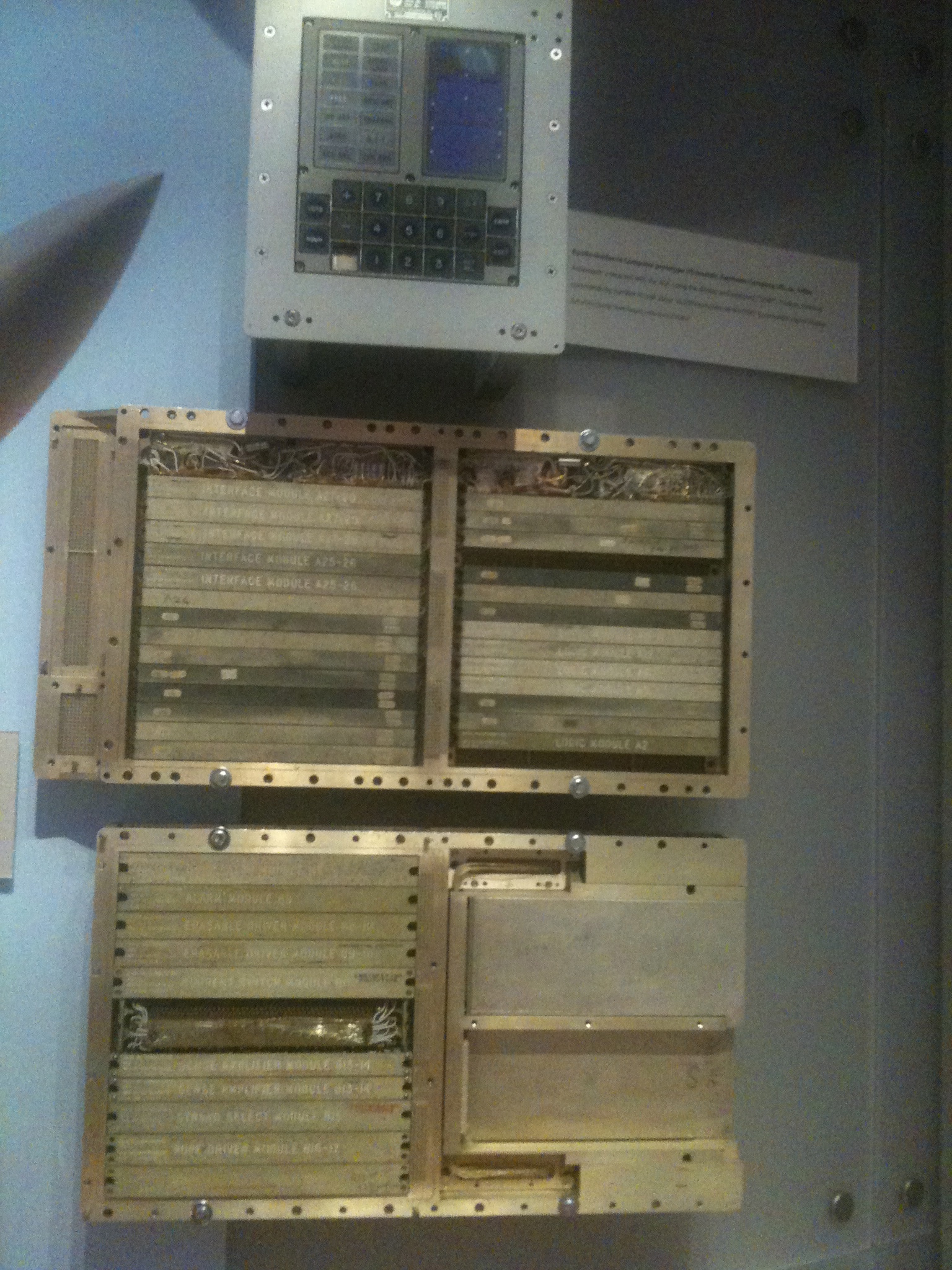 An Apollo Guidance Computer with its Display and Keyboard unit mounted above it in a museum display.